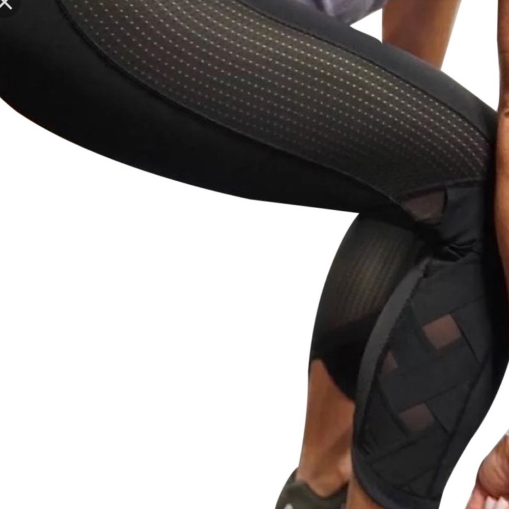 lululemon athletica Black Mesh Detail Leggings